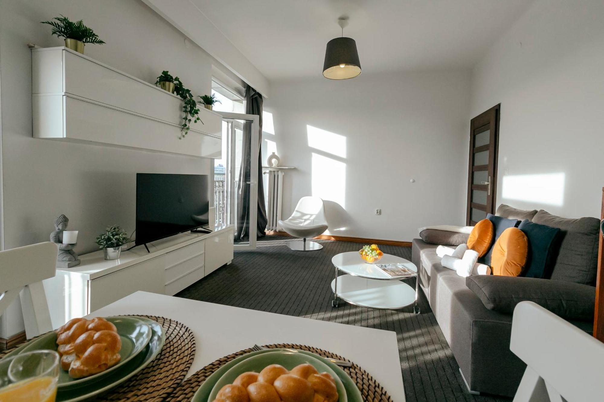 Plac Konstytucji 6 Orange - Apartament Dla 4 Osob - Bezplatny Parking - Free Parking - Piekny Widok Na Panorame Warszawy Warsawa Bagian luar foto